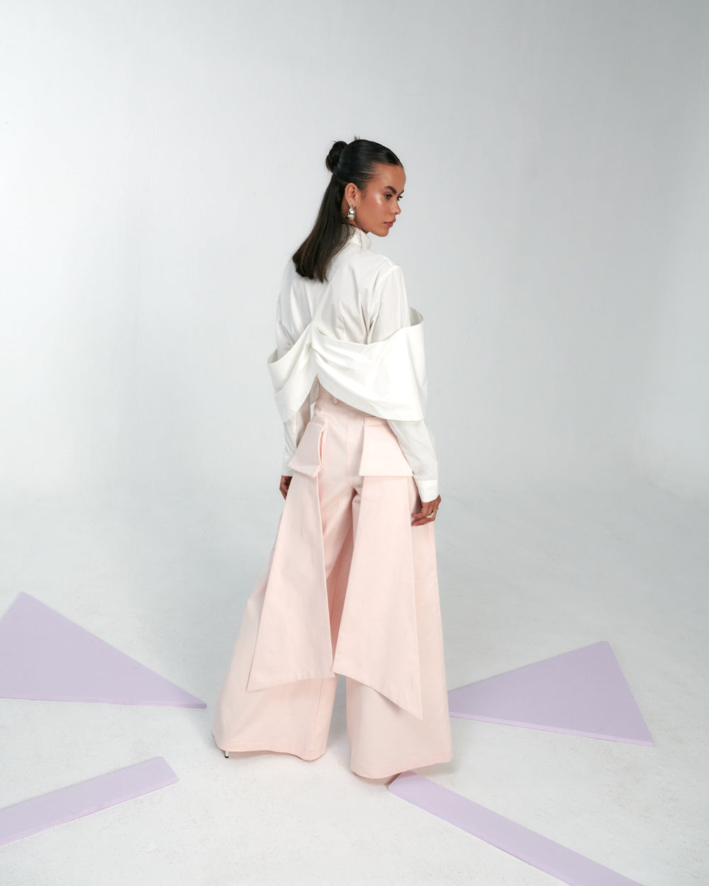 Back Bow Pants